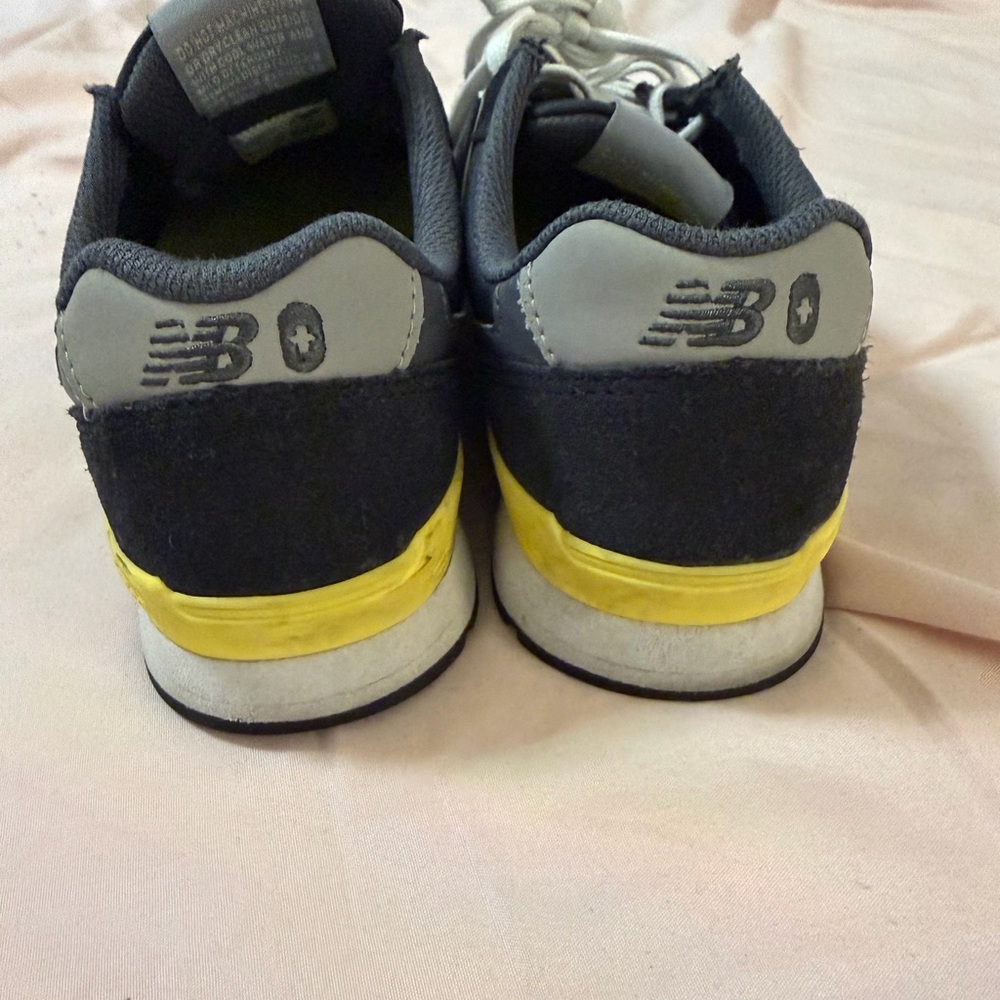 Figs New Balance Black and White Women's Sneakers - Picture 4 of 7